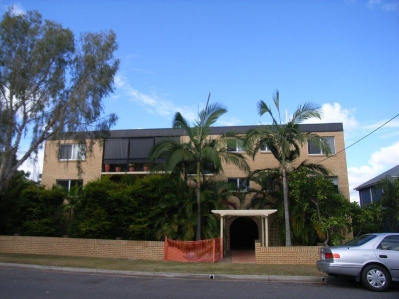 1/191 Allen, Hamilton QLD 4007