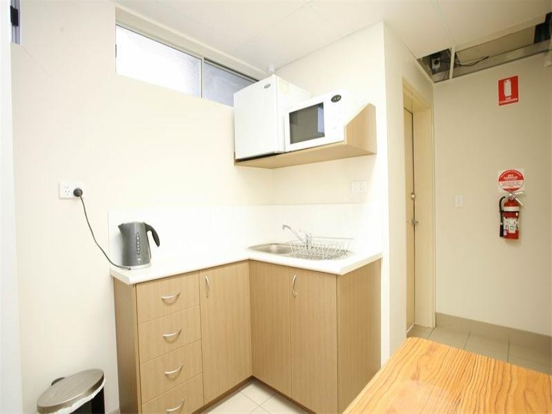 1/14 Lever Street, Albion QLD 4010