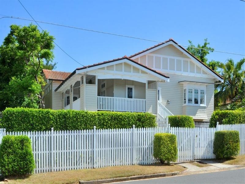 31 Sefton Avenue, Clayfield QLD 4011