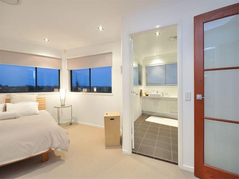 43 Haig Street, Gordon Park QLD 4031