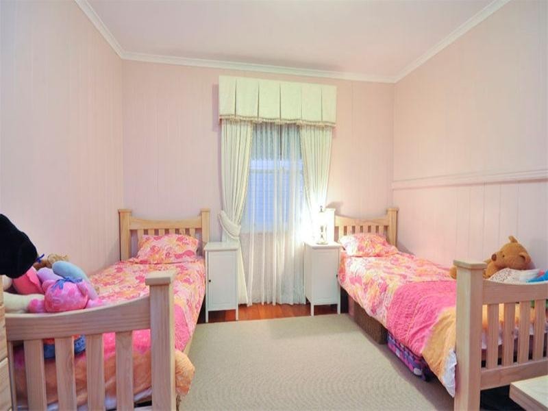 61 Adelaide Street, Clayfield QLD 4011