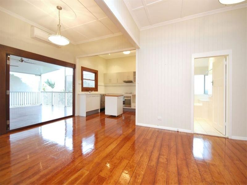 14 Camden Street, Albion QLD 4010