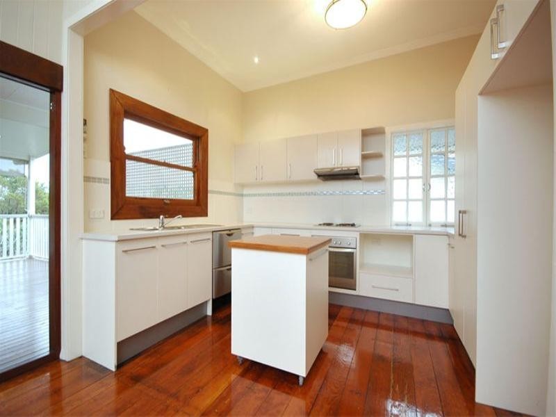 14 Camden Street, Albion QLD 4010