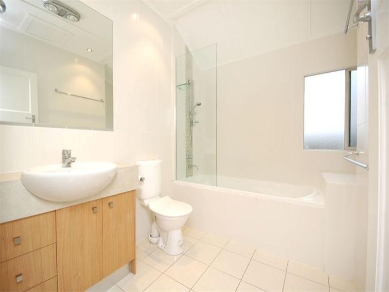 14 Camden Street, Albion QLD 4010