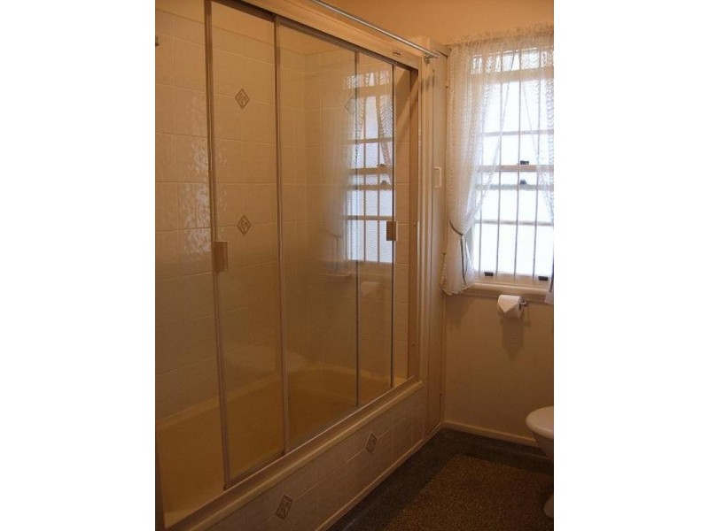 15 O’Sullivan Street, Hendra QLD 4011