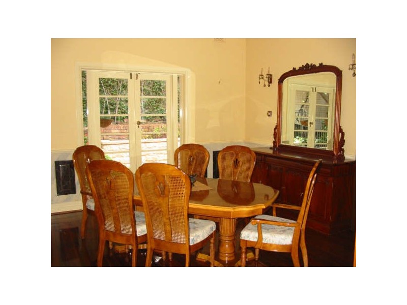 15 Hillside Crescent, Hamilton QLD 4007