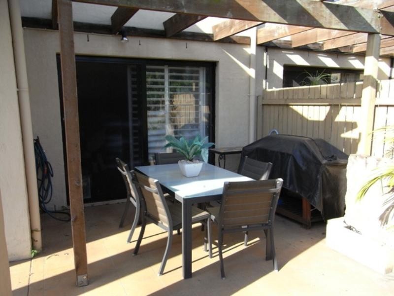 1/52 Stevenson Street, Ascot QLD 4007