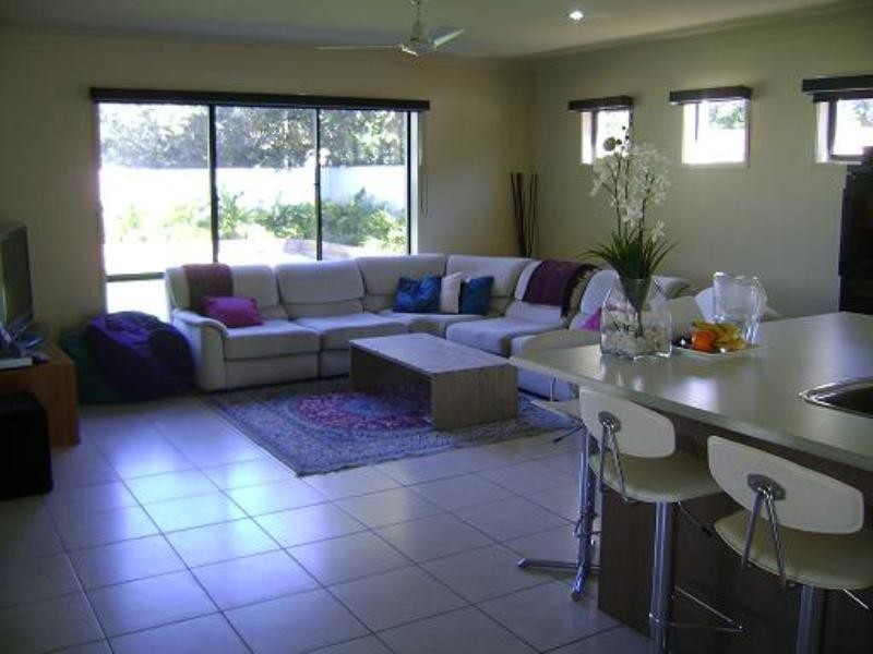 51 Watcombe Street, Wavell Heights QLD 4012