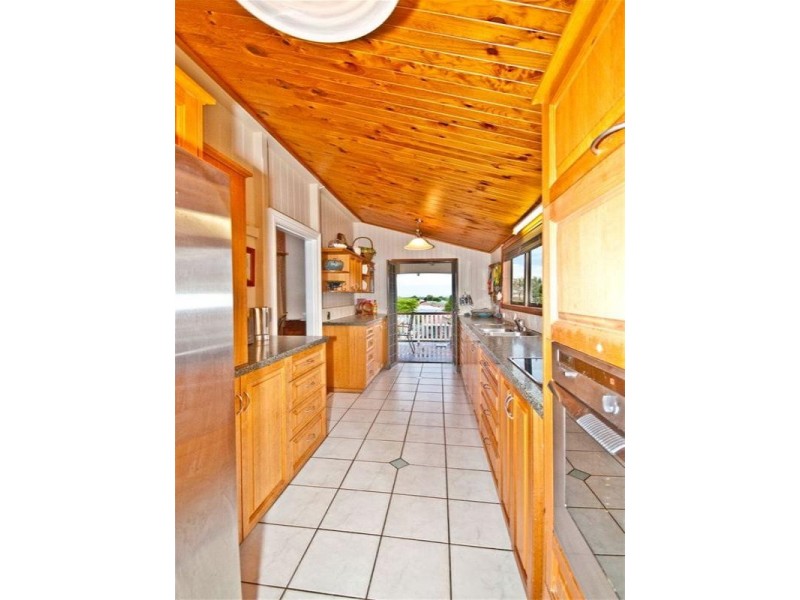 21 Dawn Street, Kedron QLD 4031