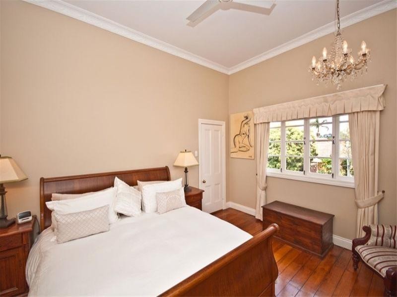 21 Dawn Street, Kedron QLD 4031