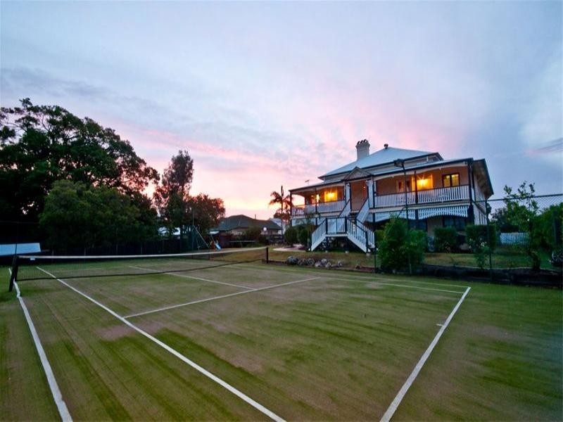 21 Dawn Street, Kedron QLD 4031