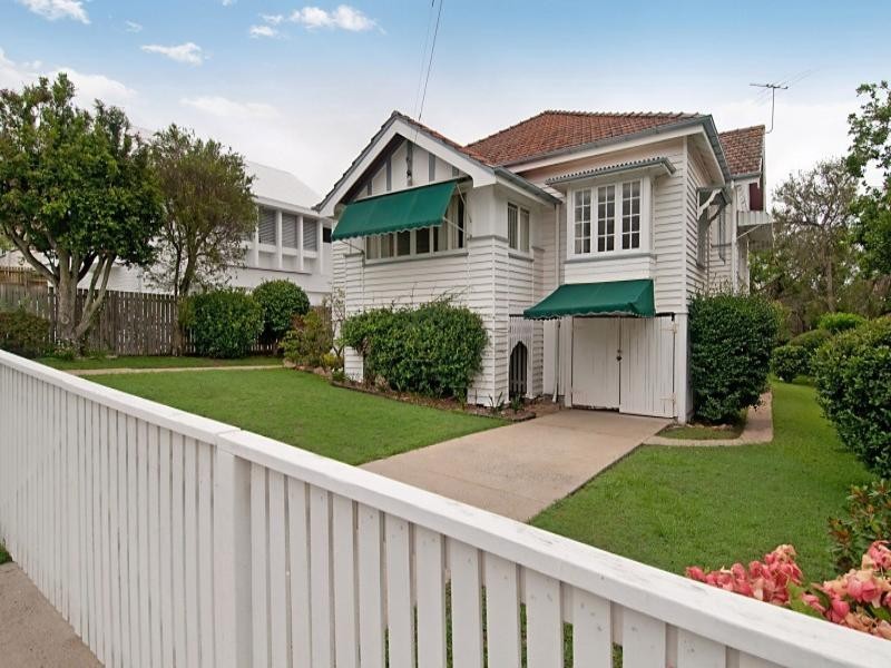 46 Creswick Street, Clayfield QLD 4011