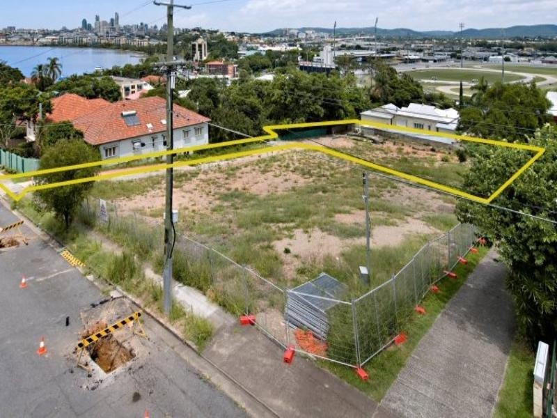 30 Toorak Road, Hamilton QLD 4007