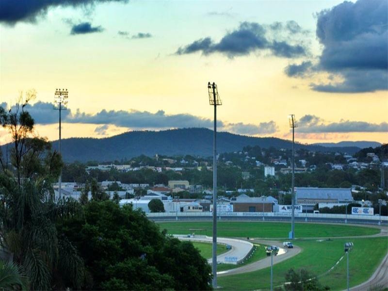 30 Toorak Road, Hamilton QLD 4007