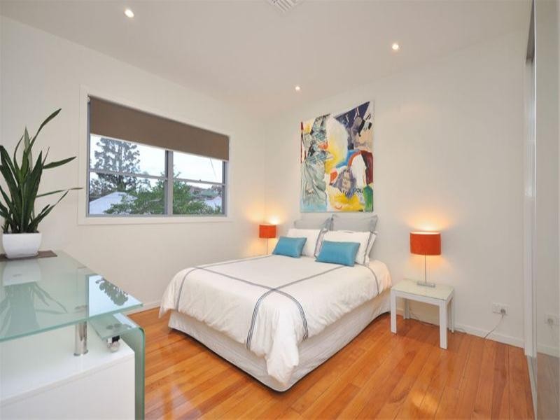 9 Blake Street, Wooloowin QLD 4030