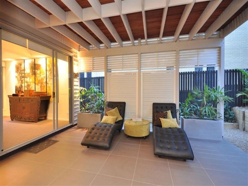 9 Blake Street, Wooloowin QLD 4030