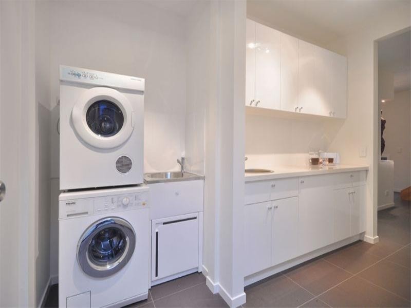 9 Blake Street, Wooloowin QLD 4030