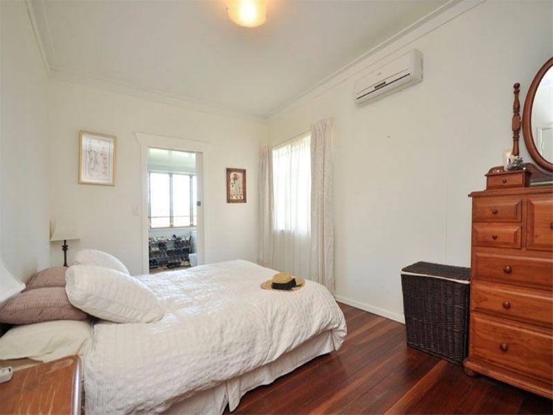 13 Brae Street, Wavell Heights QLD 4012