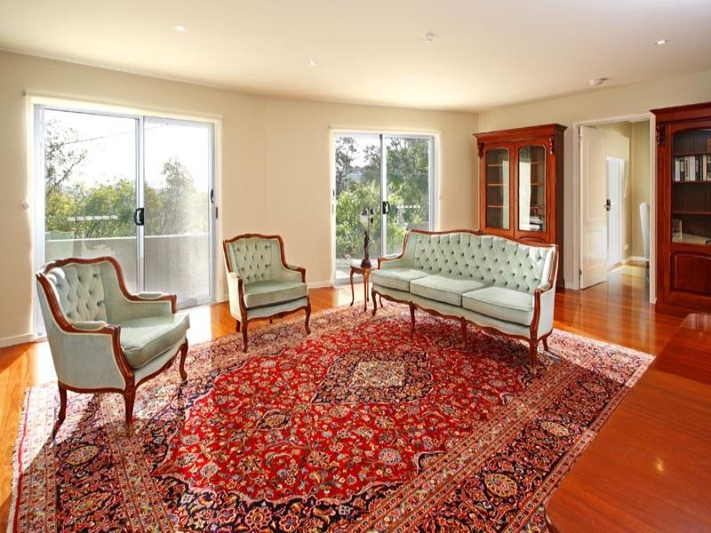 11 Mikado Street, Hamilton QLD 4007