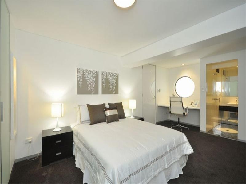 7 Lynell Street, Hamilton QLD 4007