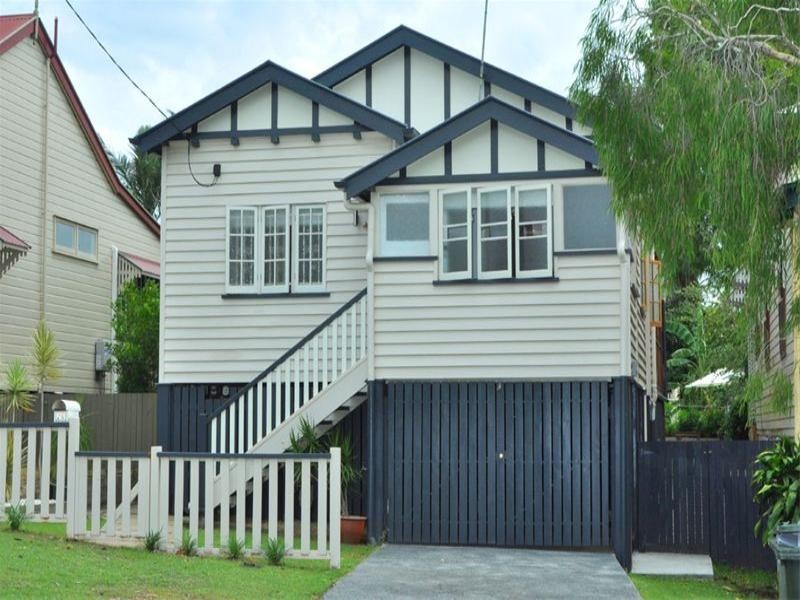 26 Fosbery Street, Windsor QLD 4030