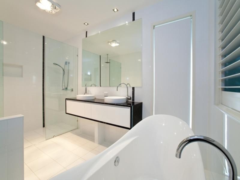 6 Joynt Street, Hamilton QLD 4007