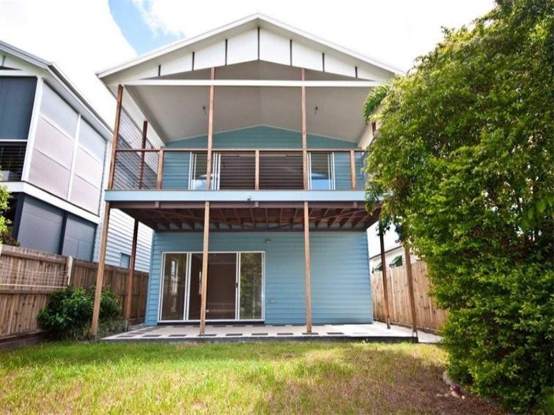 15A Eighth Avenue, Kedron QLD 4031