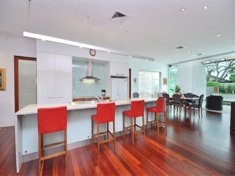 6B Derby, Hendra QLD 4011