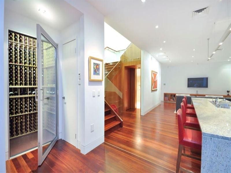6B Derby, Hendra QLD 4011