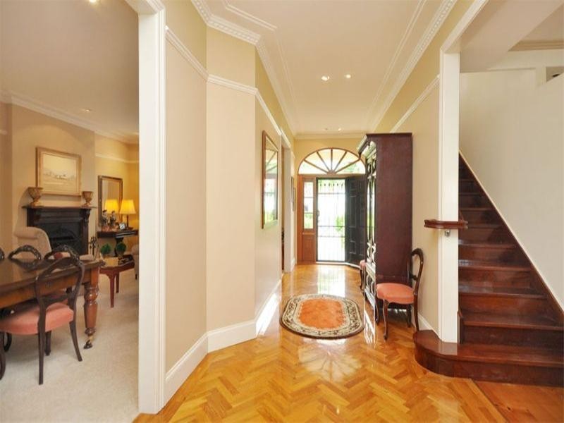 11 Burilda Street, Hendra QLD 4011