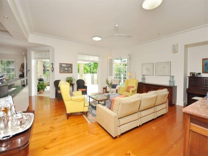 11 Burilda Street, Hendra QLD 4011