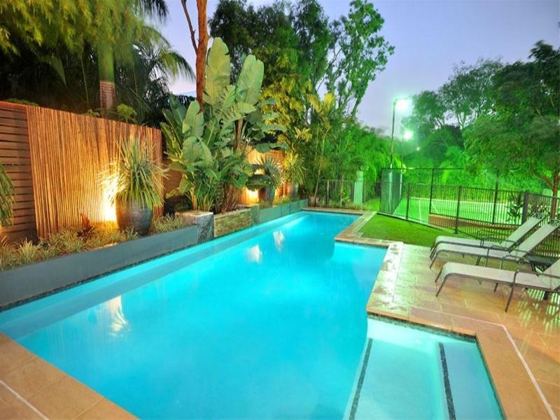 12 Blaikie Street, Hendra QLD 4011