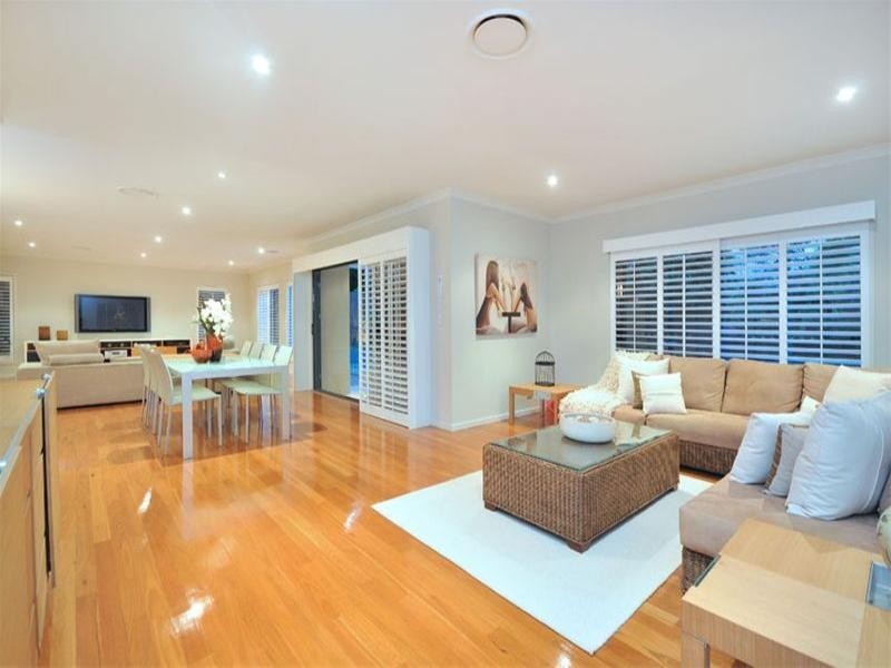 12 Blaikie Street, Hendra QLD 4011