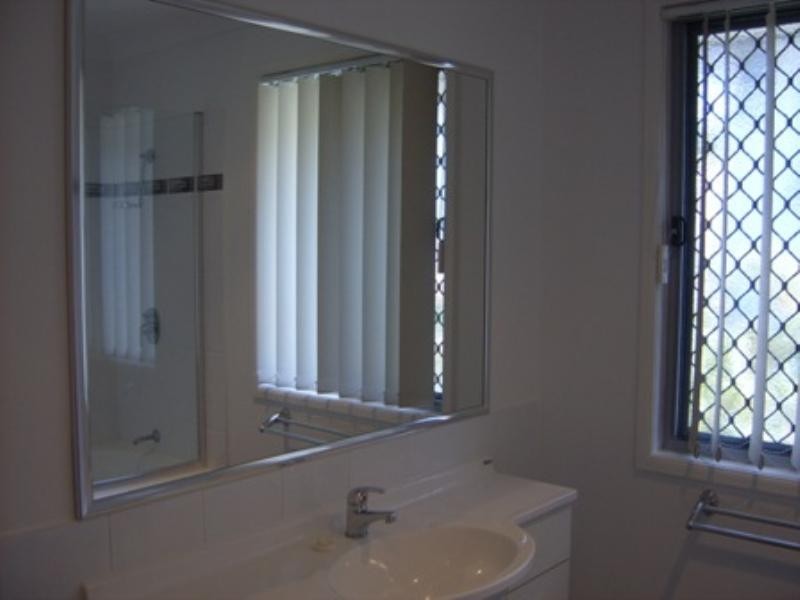 1/19 Eliza Lane, Wavell Heights QLD 4012