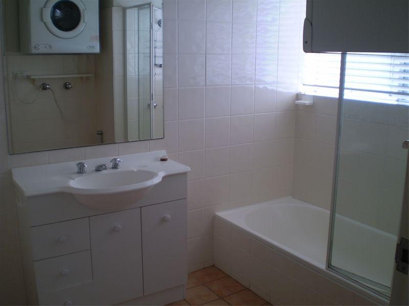 3/191 Allen Street, Hamilton QLD 4007