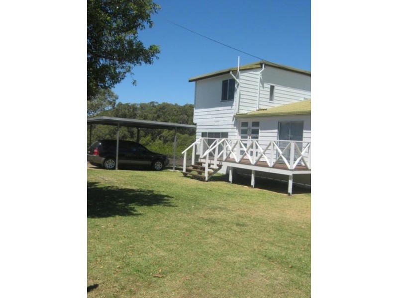 2 Lima Street, Nudgee Beach QLD 4014