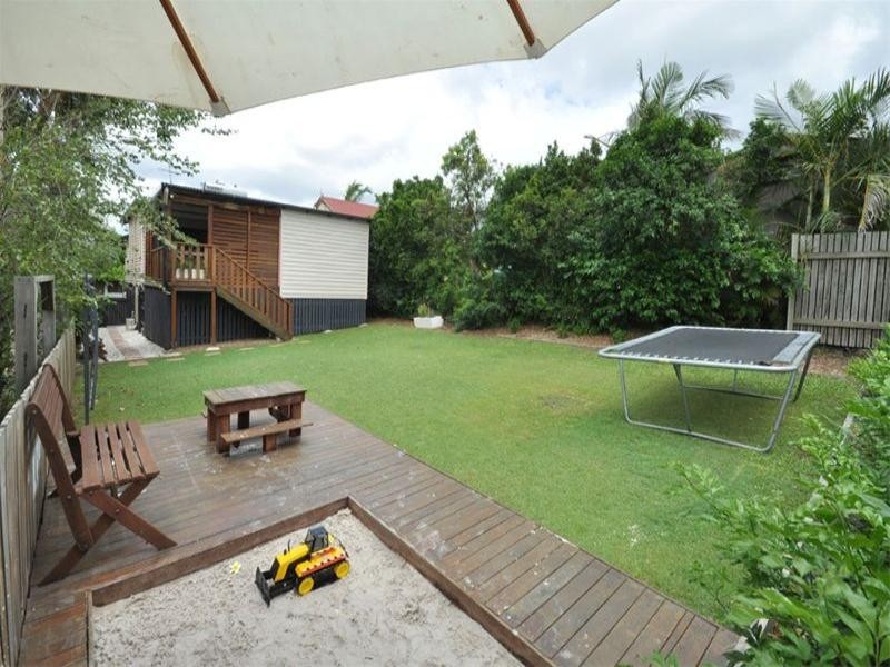 26 Fosbery Street, Windsor QLD 4030