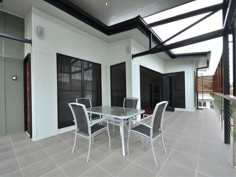 36 Hutton Street, Clayfield QLD 4011