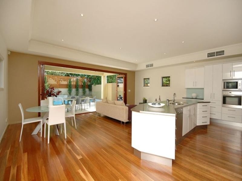 28 Derby Street, Hendra QLD 4011