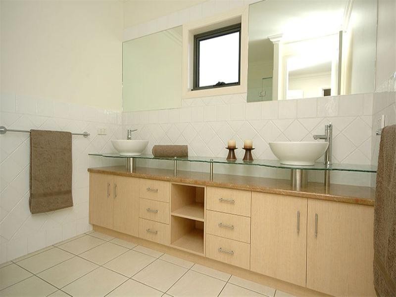 28 Derby Street, Hendra QLD 4011