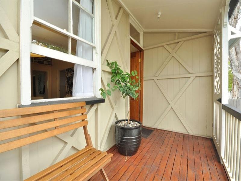 23 Allen Street, Hamilton QLD 4007