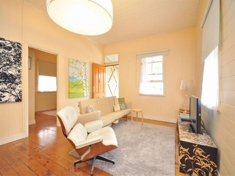 23 Allen Street, Hamilton QLD 4007