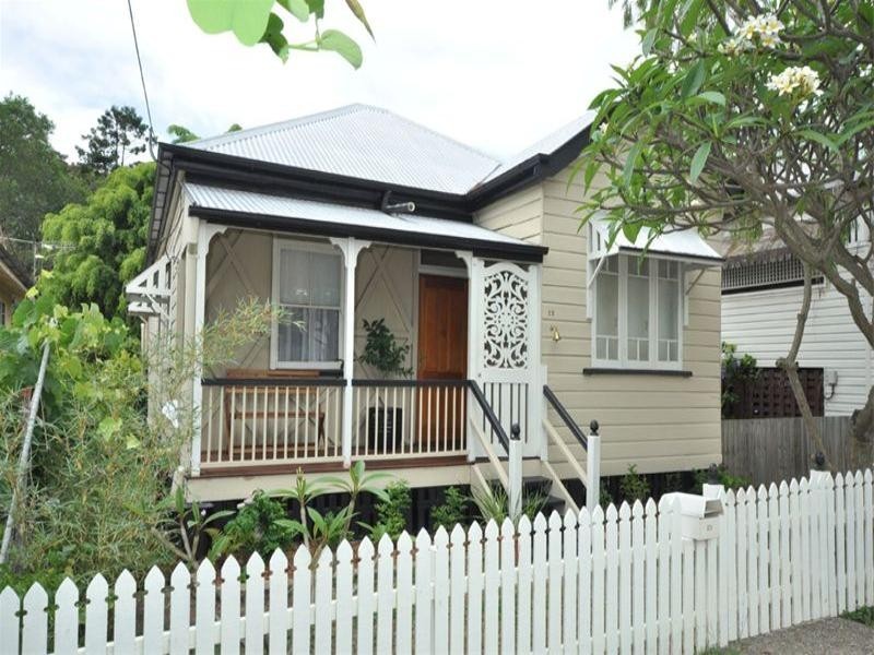 23 Allen Street, Hamilton QLD 4007