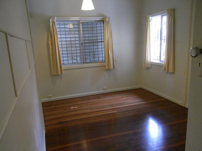 12 Childs Street, Clayfield QLD 4011