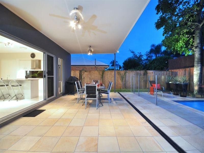 14 Lilley Street, Hendra QLD 4011