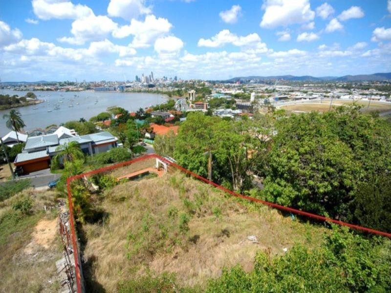 2 Dickson Terrace, Hamilton QLD 4007