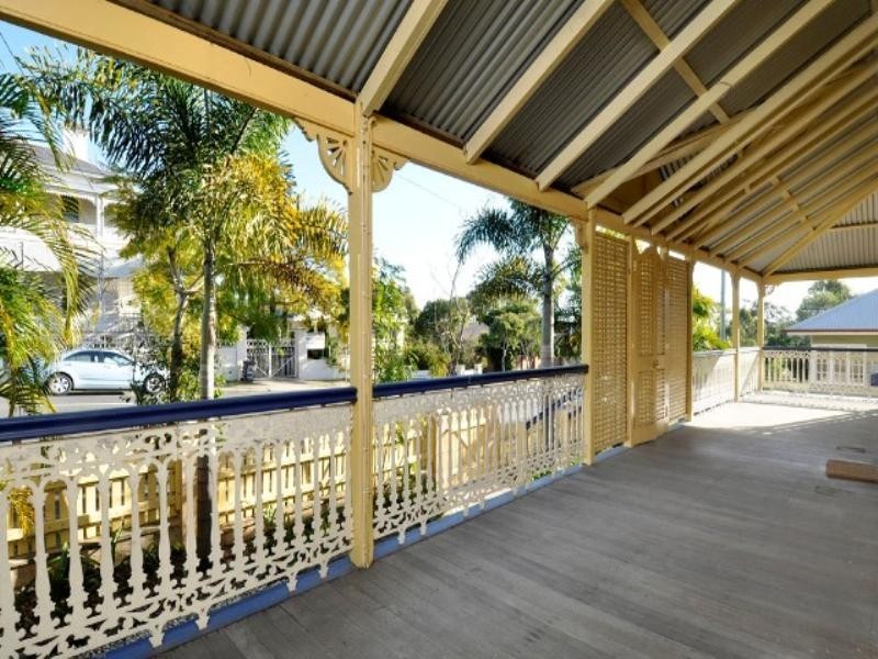 6 Queens Road, Hamilton QLD 4007