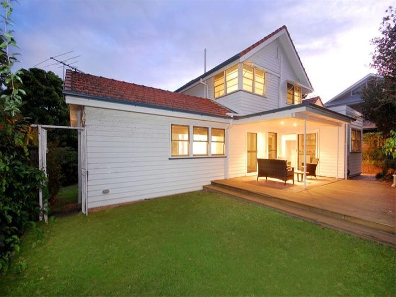 11 Inverness Street, Ascot QLD 4007