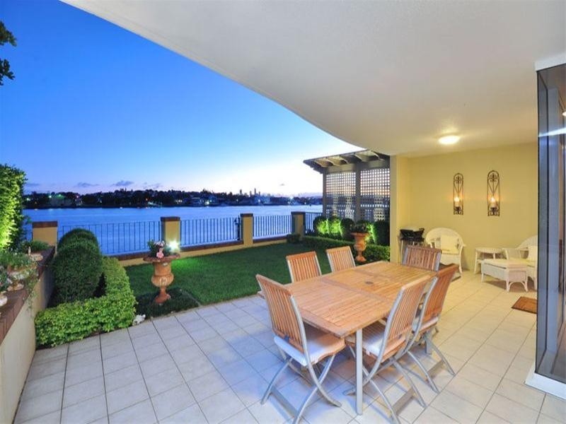 32/27 Harbour Road, Hamilton QLD 4007