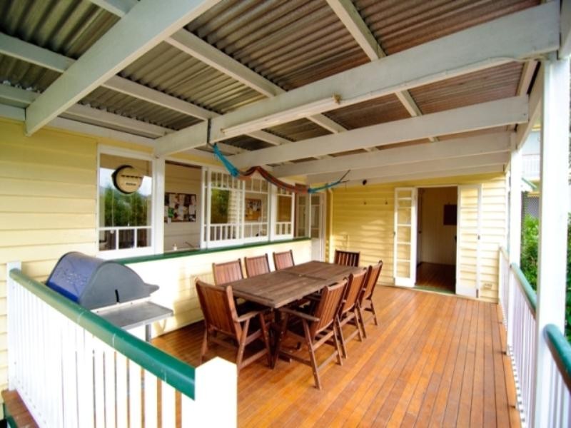 36 Miles Street, Clayfield QLD 4011